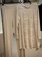 FUAT GÜRŞEN 3372 TUNİĞİ PUL VE ÇİÇEK İŞLEMELİ PANTOLONLU TAKIM-BEJ