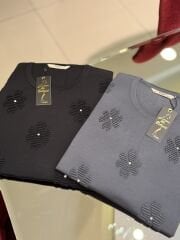 BELGİN ÇİÇEK İŞLEMELİ TRİKO BLUZ