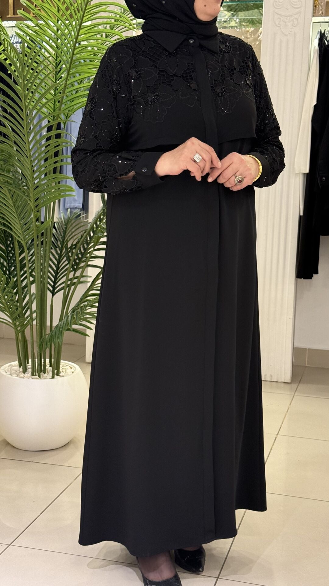 Fuat Gürşen 5101 Güpür ve Boncuk Detay Elbise - Siyah