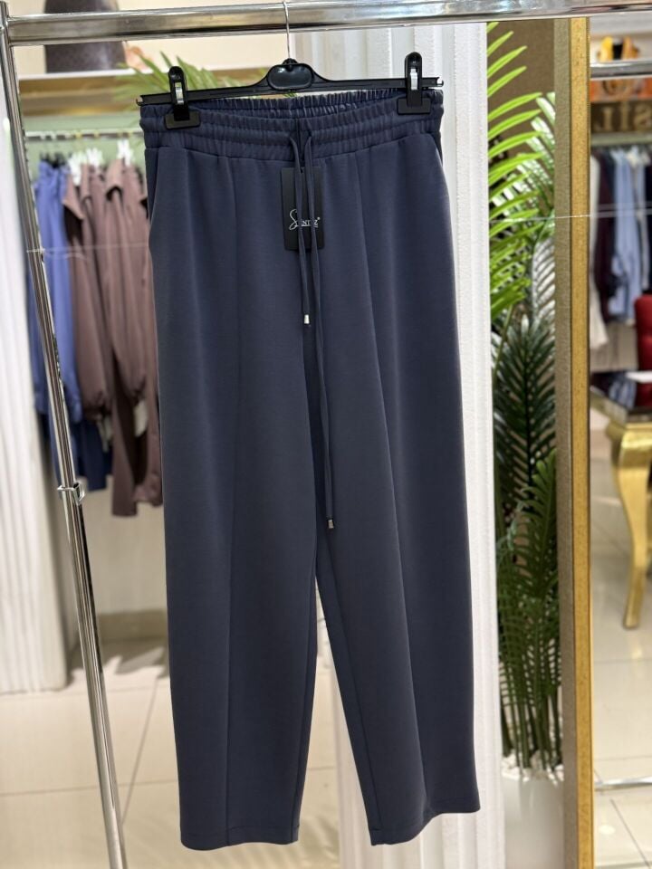 Sentez Önden Parçalı Havuç Bambu Pantolon - Lacivert