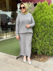 FUAT GÜRŞEN  4359 ÇİÇEK İŞLEMELİ ETEKLİ TAKIM / GRİ