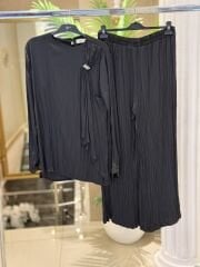 Tığtriko Metal Tokalı Fular Detaylı Saten Pantolonlu Takım-Siyah