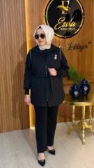 FUAT GÜRŞEN / 4503 YAKASI BROŞLU KABARTMA DESENLİ YELEK- SİYAH